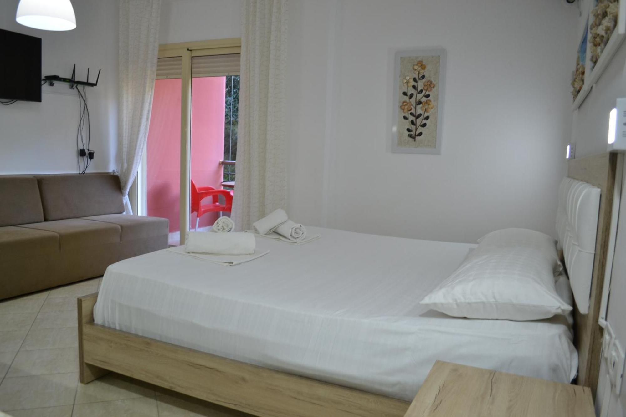 Seashell Art Decor Studio & Parking Wlora Zewnętrze zdjęcie